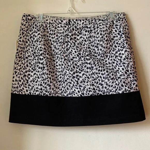 🎉HP👉NWT Michael Kors Print Mini Skirt - Picture 2 of 10